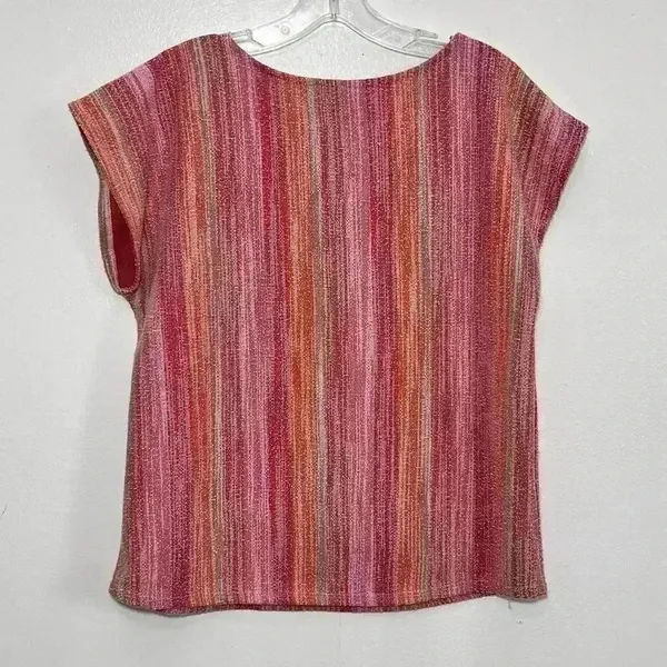 W5 Multicolored Ladies Top | size Medium - Image 2