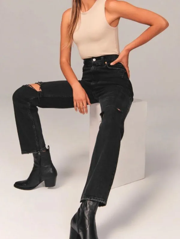 Abercrombie Black 90's Straight Leg Ultra High Rise Curve Love Jeans - Image 2