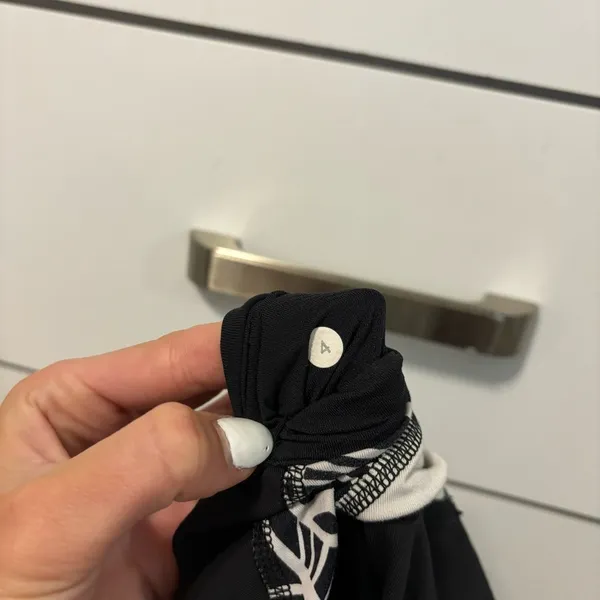 Lululemon Black Biker Shorts - Image 4
