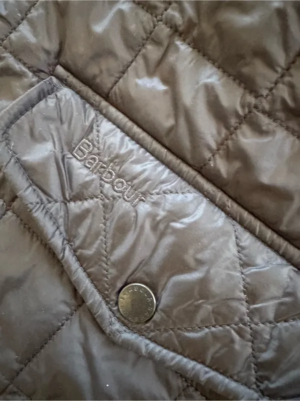 Barbour womens Quilted Jacket in Black with Red Lining Del Mar logo - Image 3