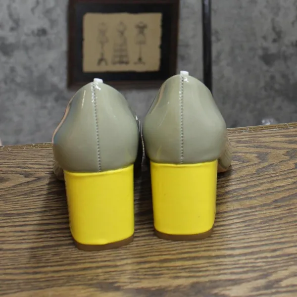 NWT Isaac Mizrahi Live! Womens Colorblock Block Heels Gray / Yellow 6.5M - Image 4