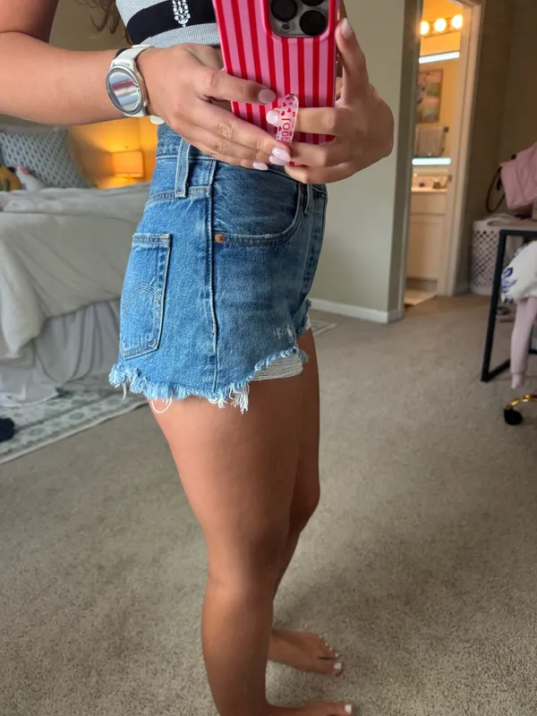 Levi’s 501 Shorts - Image 2