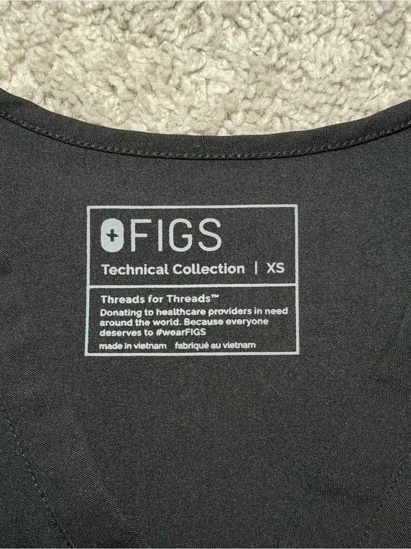 Figs Women’s Black Caterina Scrub Top - Image 3
