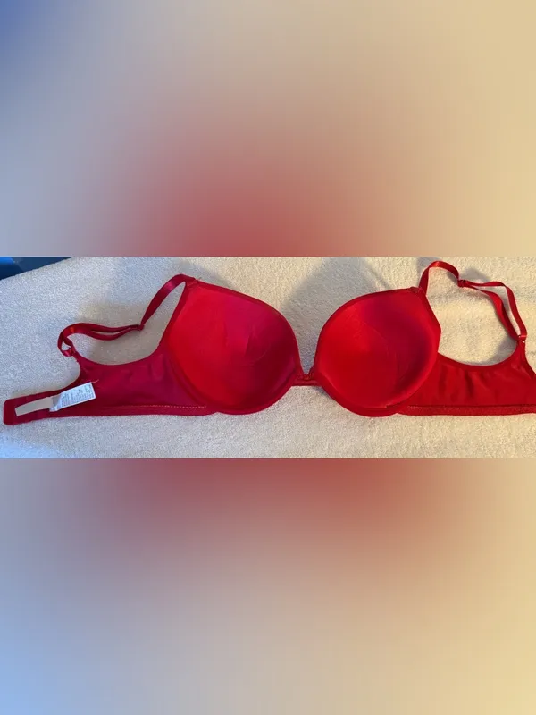 Women's Red Lace Push-Up Bra with Lace Overlay - Image 2