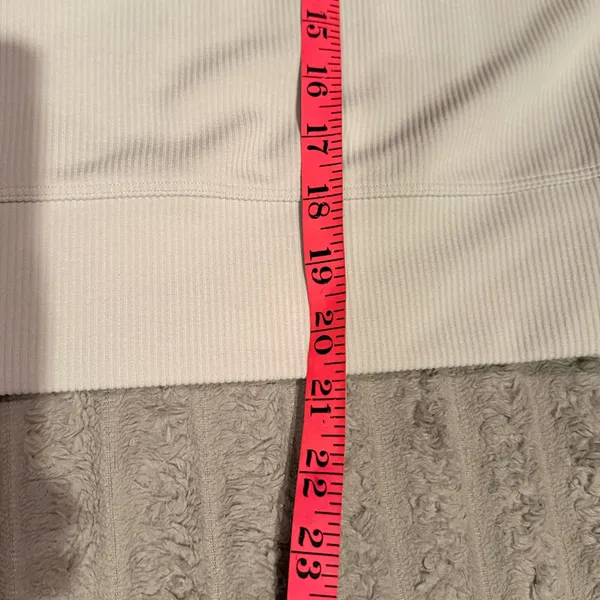 Lululemon Ribbed Softstreme Perfectly Oversized Cropped Crew in Bone Size M - Image 5