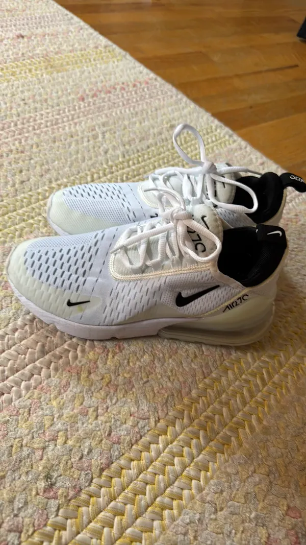 Nike Air Shoes Running Women’s Max 270 - Image 3