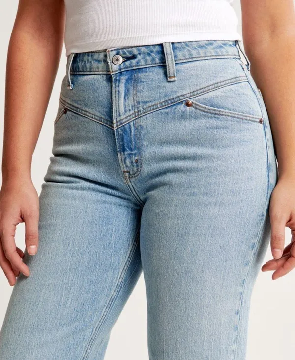 Abercrombie High-Rise Jeans Curve Love - Image 3