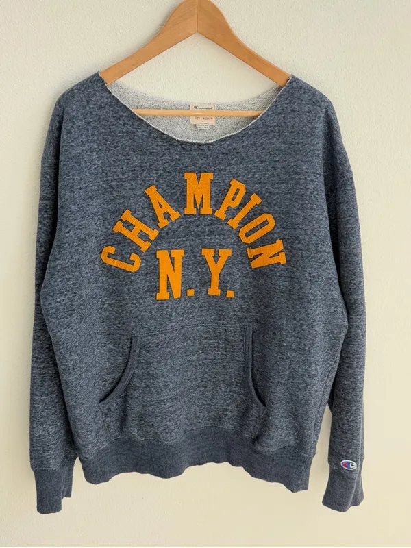 Champion off-the-shoulder sweatshirt - Image 2