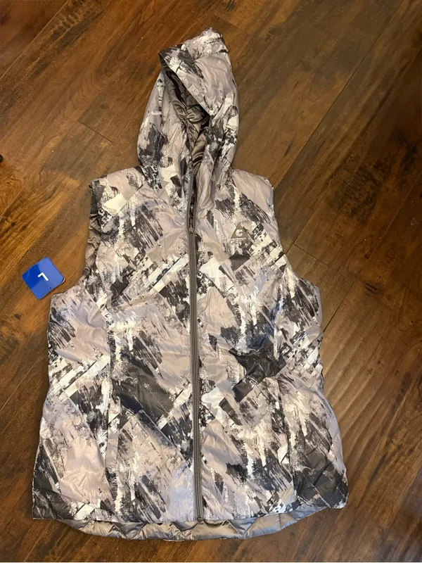 NEW Gerry Reversible Packable Down Vest Silver Abstract Geo to Solid Quilted Lg Gray - Image 2