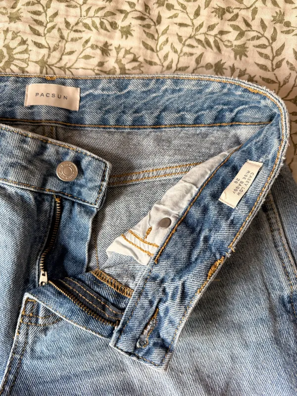 PacSun Jeans - Image 4