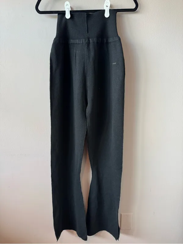 UNIF Women’s Black High-Waisted Knit Fold-Over Flare Pants Size Medium - Image 12