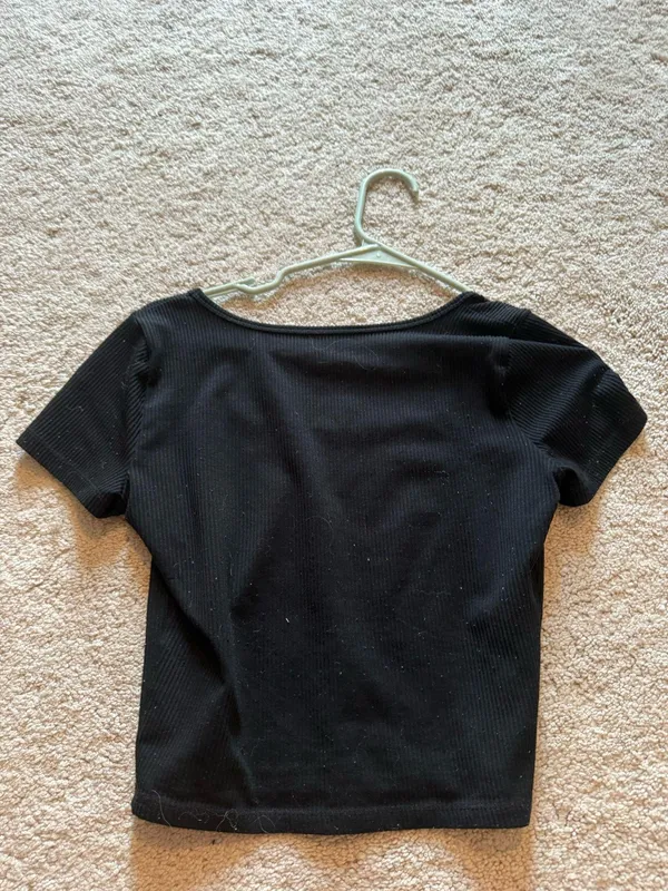 Hollister Top Must Have Collection - Image 2