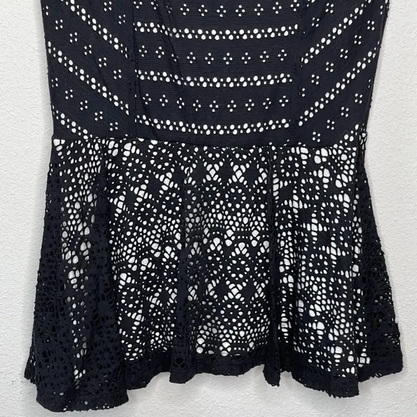 Postage Stamp Anthropologie Top‎ - Image 5