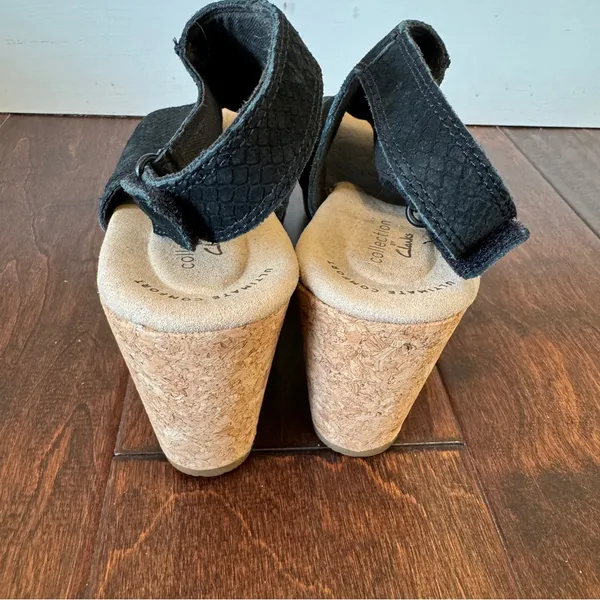 Collection by Clarks Open Toe Sling Shoe with heel Black Size 8M‎ Dressy Casual - Image 3