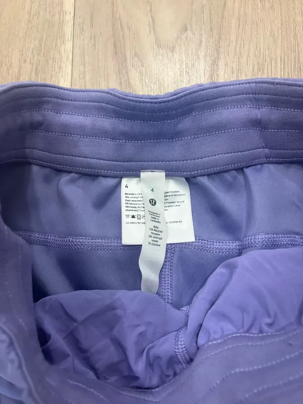 Lululemon Scuba - Image 4