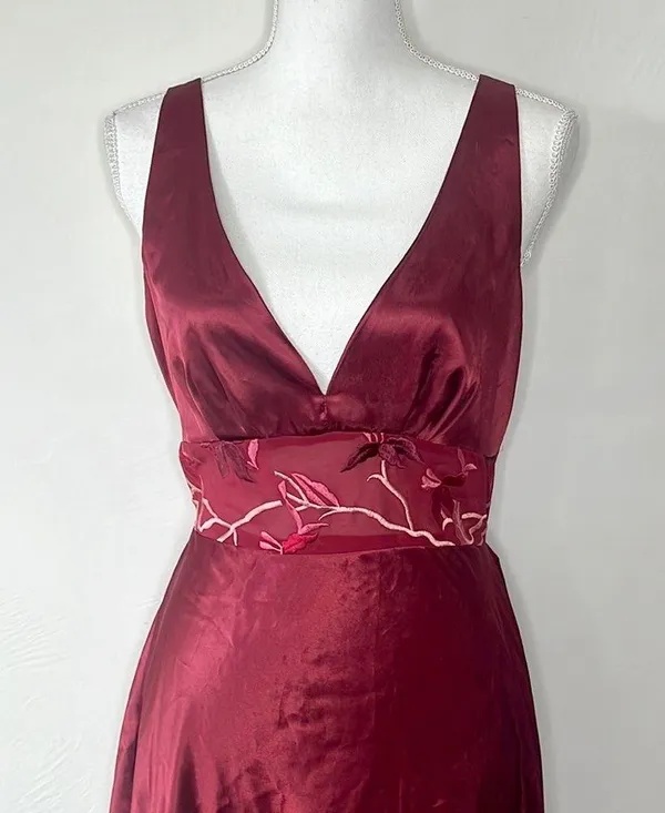 Vintage Satin Nightgown - Image 4