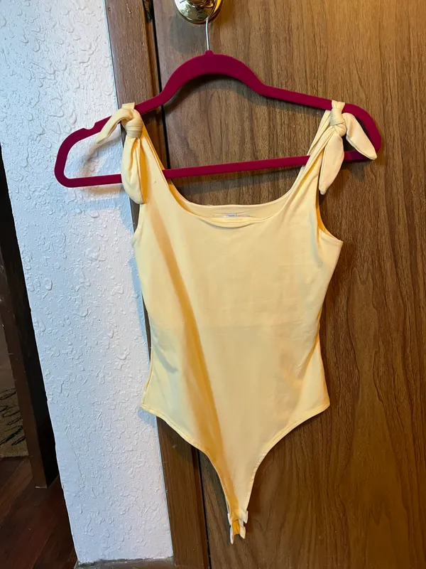 yellow bodysuit Size XS - Image 2