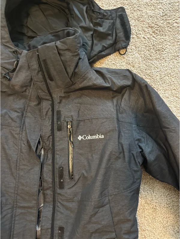 Columbia Ski Jacket - Image 2