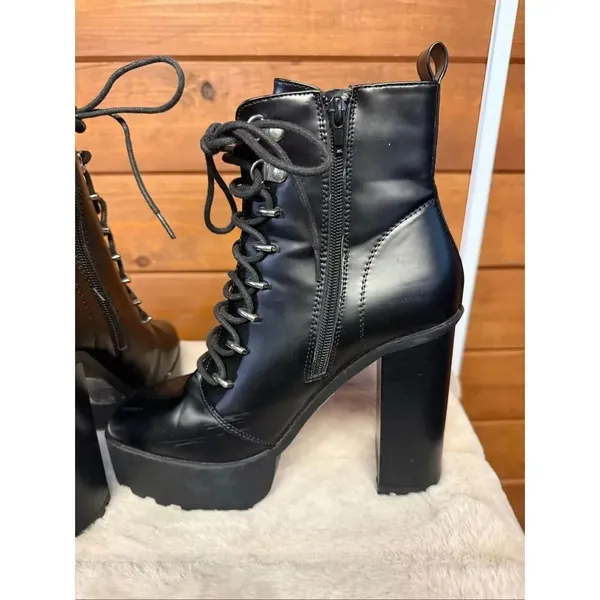Forever 21 platform combat heels high block heel Sz 7.5 Black - Image 5