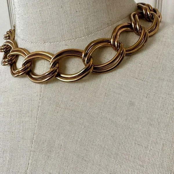 Gold tone chunky link necklace Gold - Image 2