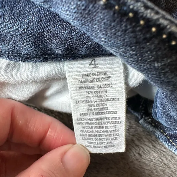 American Eagle Booty Shorts Jean‎ Cut Off Frayed Medium Wash Size 4 Stretch - Image 5