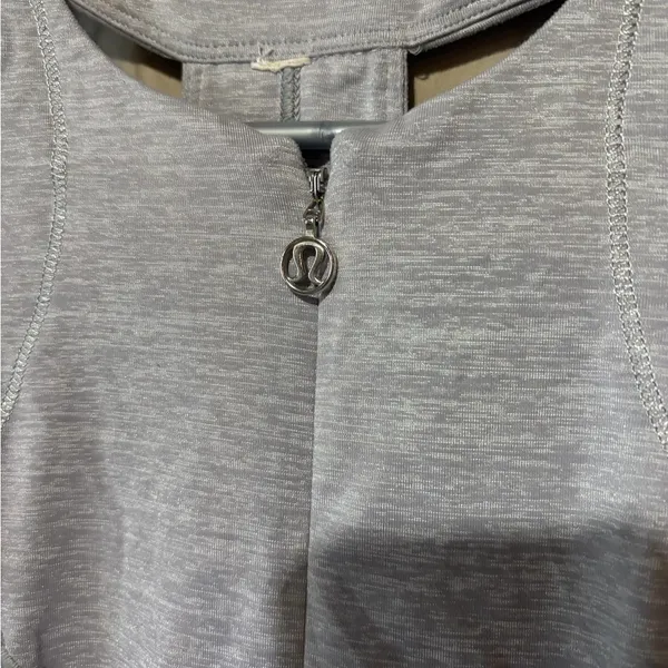 Lululemon tank top - Image 2