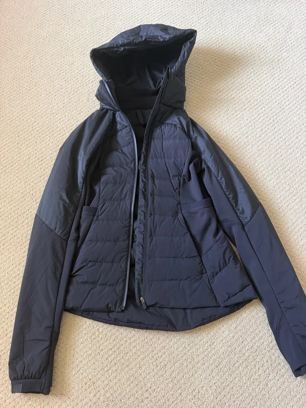 Lululemon Women’s Down for It All Jacket Size 2 - Image 2