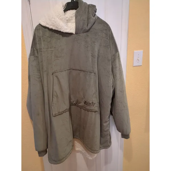 The Comfy Blanket Sweatshirt with Hoodie - Gray - Image 3