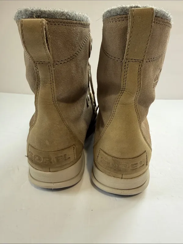 Sorel women’s Tan and Grey Lace-Up Winter Boot - Image 2