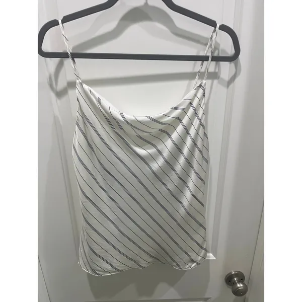 L’Agence Silk Camisole Tank Top Sz XS - Image 3
