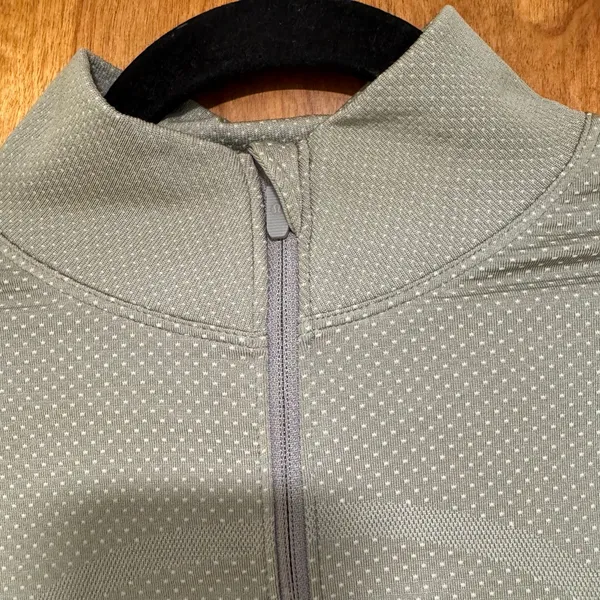 Lululemon Swiftly Relaxed Half Zip Pullover Gull Gray White Size 4 - Image 2
