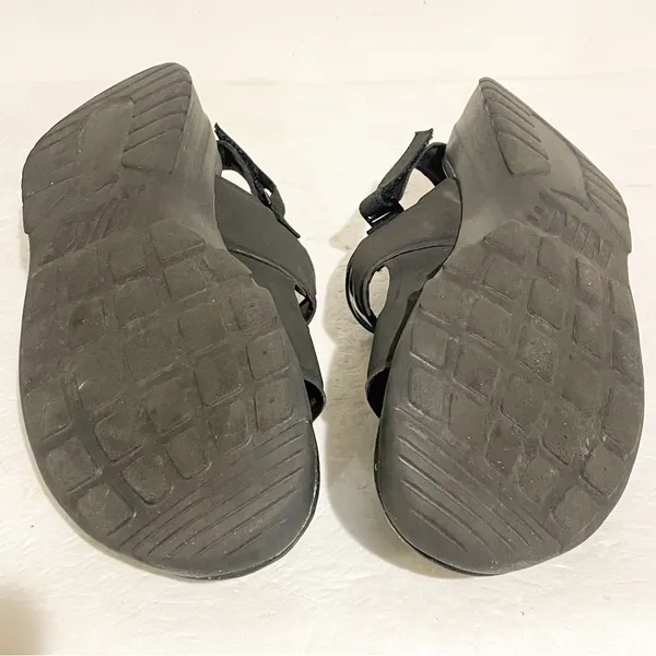 Nike Size 9 Wide Tanjun Women's Sandal Black‎ White 882694-001 Straps - Image 5
