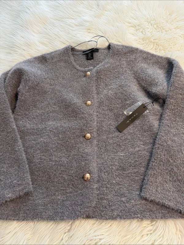 Tahari Gray Fuzzy Cardigan with Gold Buttons size M length 23” bust 36” new - Image 7