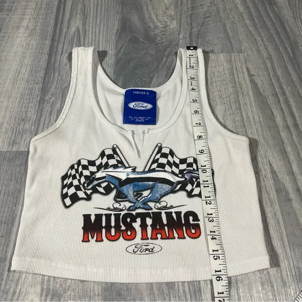 Forever 21 Mustang White Tank Crop Top; Small - Image 4