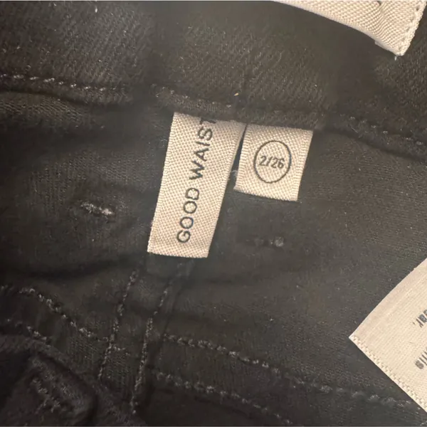 GOOD AMERICAN Good Waist Distressed Skinny Jeans‎ - Image 7