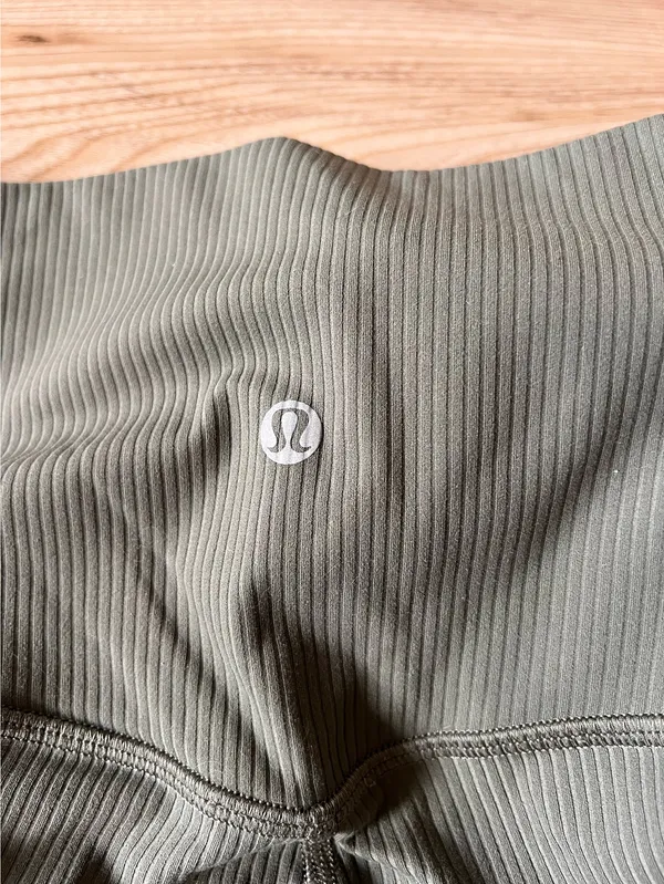 Lululemon Align High-Rise 25" ribbed olive green - Image 7