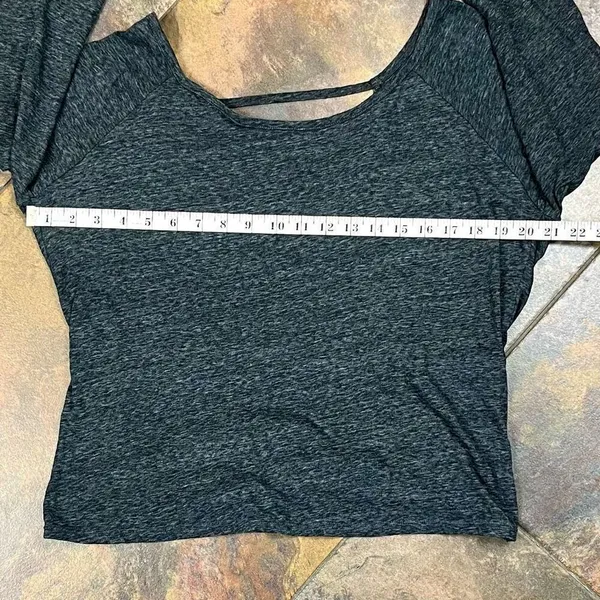 American Eagle Outfitters Women’s Gray 3/4 Sleeve Wrap Back Top Large - Image 7