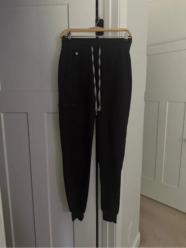Figs Zamora scrub joggers black high‎ rise - Image 2