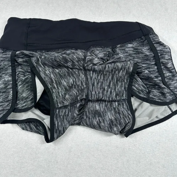 Lululemon Speed Up Shorts Women’s Size 4 Black Gray Space Dye Running Athletic - Image 6