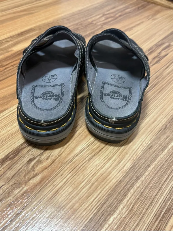 Vintage Y2K Doc Dr. Martens Leather Yellow Stitch Sandals Slides Sz 7 - Image 4