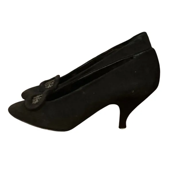 Nina Black Suede Pointed Toe Pumps Silver Filigree Size 6M Made in Spain - Image 3