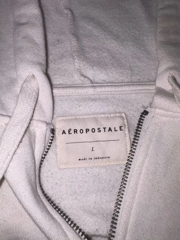 Cropped White Aeropostale Hoodie - Image 3
