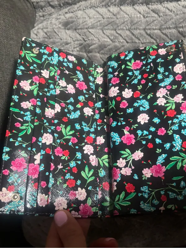 Kate Spade Gardner Street Greenhouse Floral Shawn Wallet Clutch Organizer - Image 9