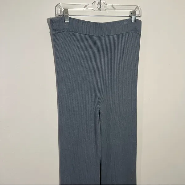 NWOT Abercrombie & Fitch Ribbed‎ Kick Flare High Rise Sweater Pant Blue Large - Image 8