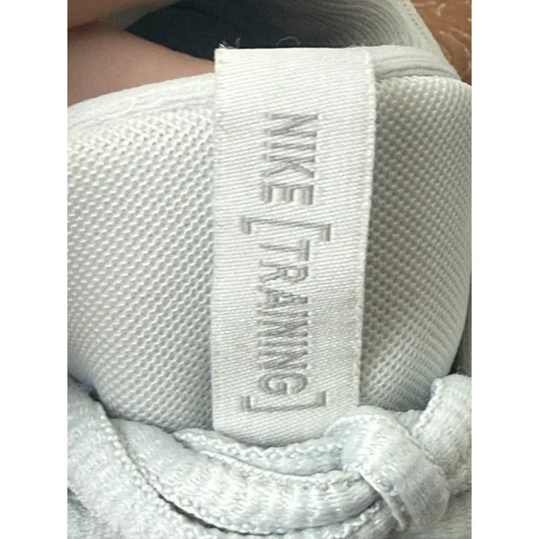 Nike Legend Essential Women’s Training Shoes Gray White CD0212-022 Size 5 - Image 10