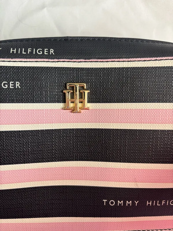 Tommy Hilfiger Pink Crossbody Purse - Image 5