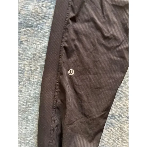Lululemon Dance Studio Black Mid Rise Jogger Size 2 - Image 4