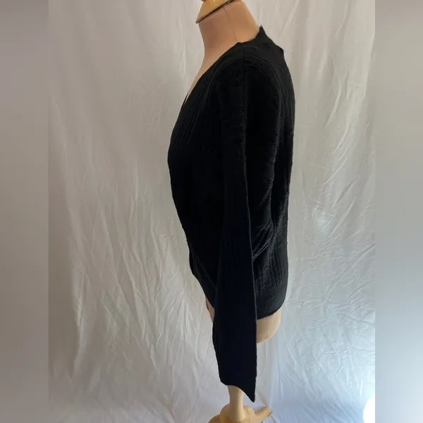 Active USA Women's Size Large Black‎ V-Neck Cardigan Sweater Cozy Basic Crop - Image 5