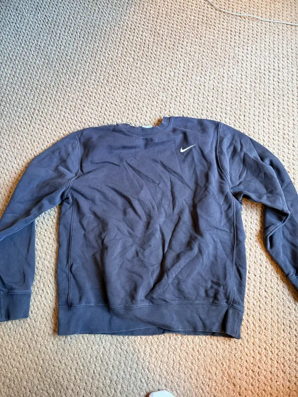 crewneck - Image 2