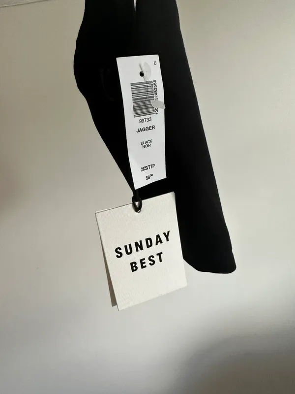 Aritzia Sunday Best Tank Top - Image 6